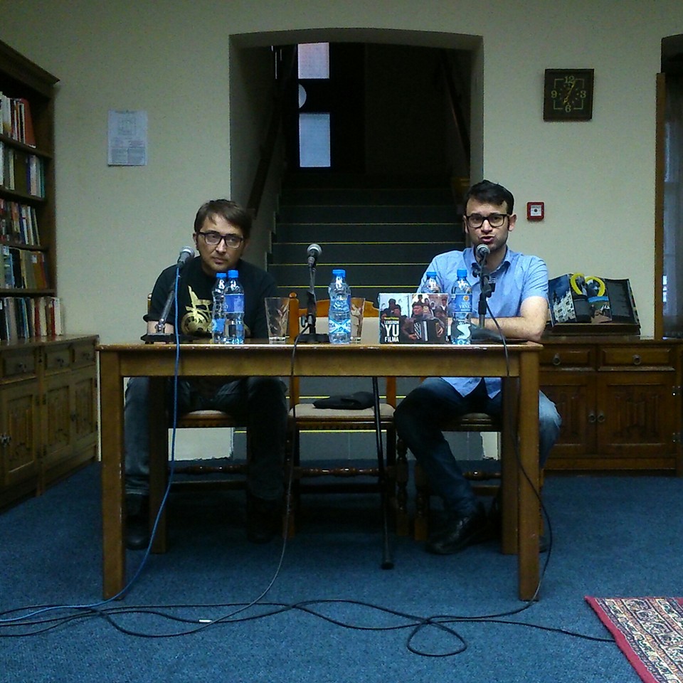Filmski kritičari Zoran Janković (levo) i Ivan Velisavljević (desno) u Vrnjačkoj Banji. 
